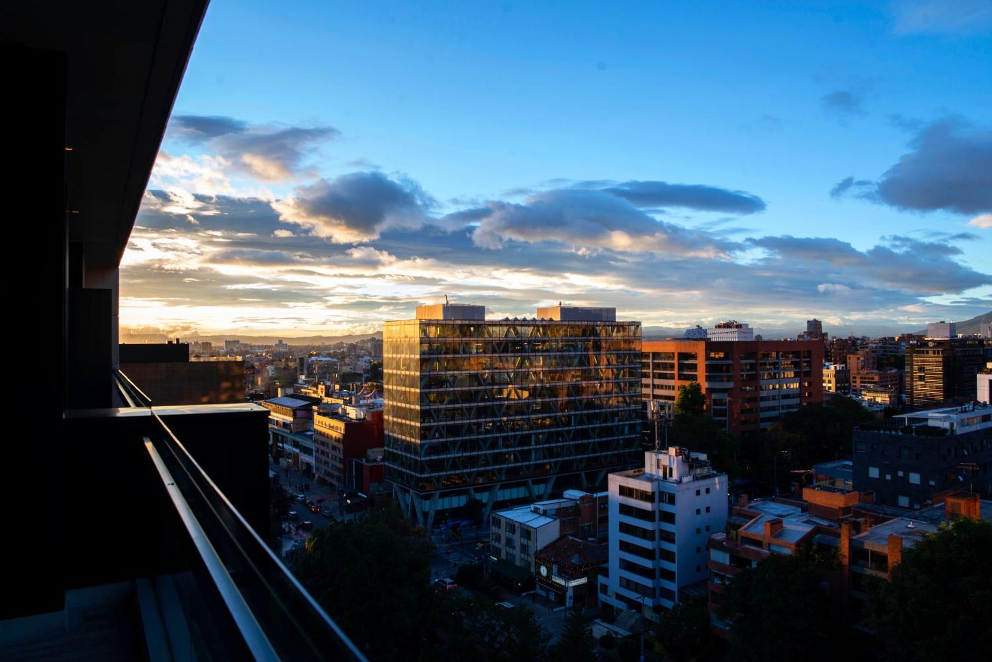 8010 Urban Living- Luxury Home Experience ボゴタ エクステリア 写真